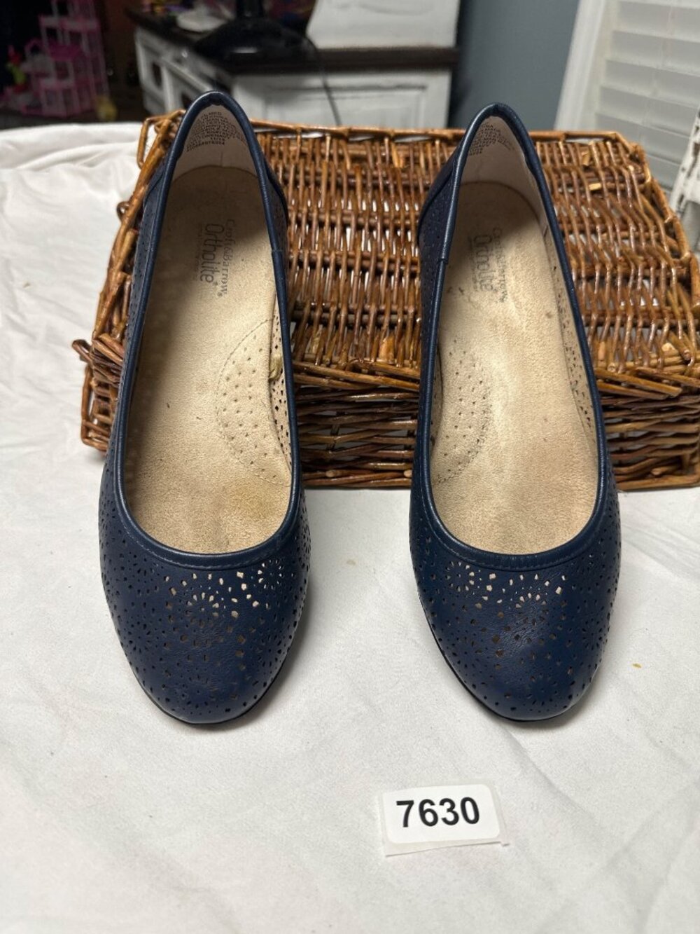 craft and borrow ortholite 7-1/2 m navy blue leather linning cushioning and moi